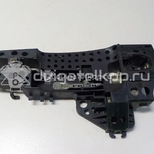 Фото Кронштейн ручки  8T0837885B для audi A1