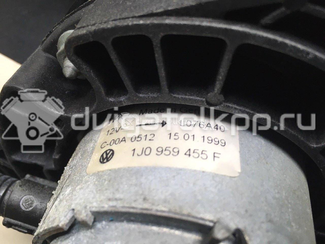 Фото Вентилятор радиатора  6X0959455F для Audi A3 / Tt / A4 {forloop.counter}}