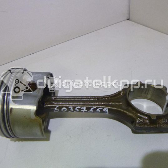 Фото Поршень с шатуном  для Audi A4 / A6