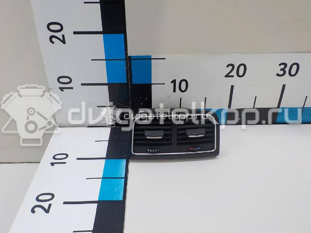 Фото Дефлектор воздушный  8K0819203EWVF для audi A4 [B8] {forloop.counter}}