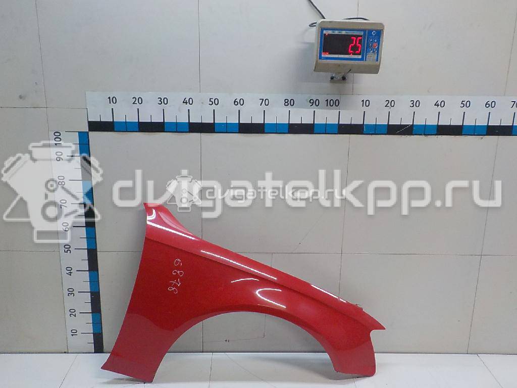 Фото Крыло переднее правое  8K0821106A для Audi A4 {forloop.counter}}