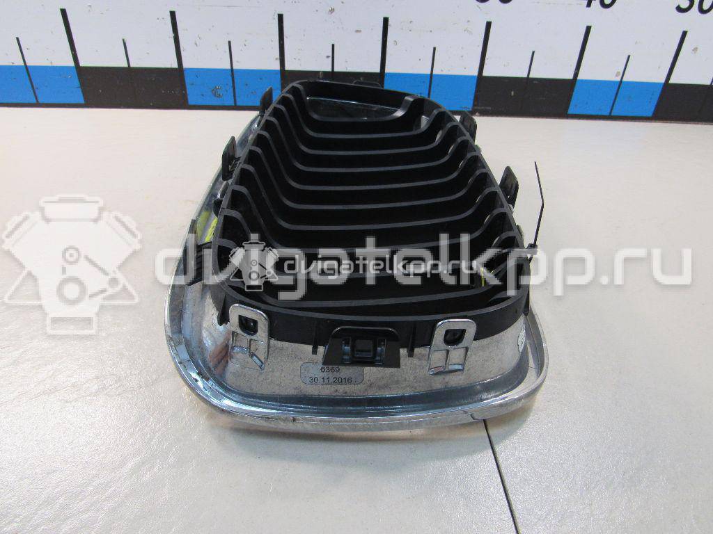 Фото Решетка радиатора правая  51137239022 для Bmw 1 {forloop.counter}}