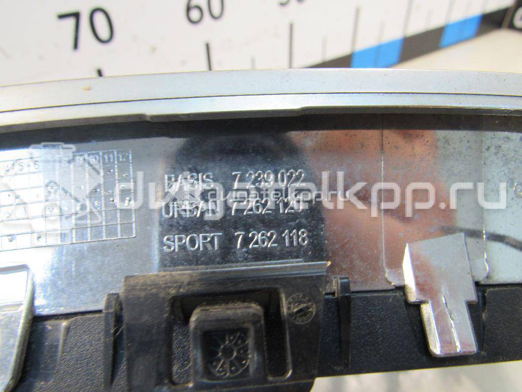 Фото Решетка радиатора правая  51137239022 для Bmw 1 {forloop.counter}}