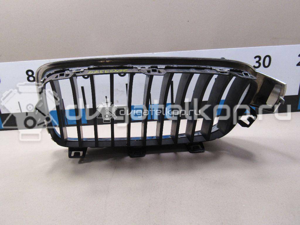Фото Решетка радиатора правая  51137255412 для Bmw 3 {forloop.counter}}