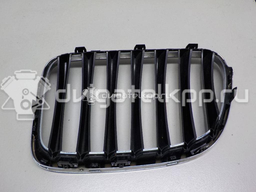 Фото Решетка радиатора правая  51112993308 для Bmw X1 {forloop.counter}}