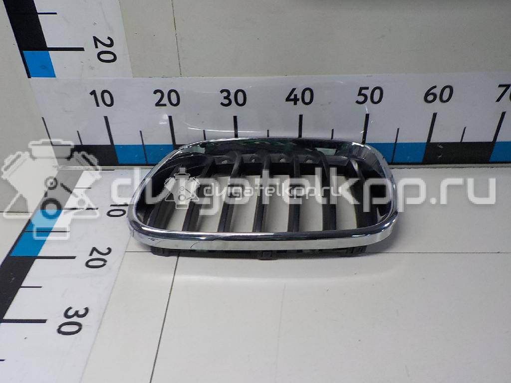 Фото Решетка радиатора левая  51117210725 для Bmw X3 {forloop.counter}}