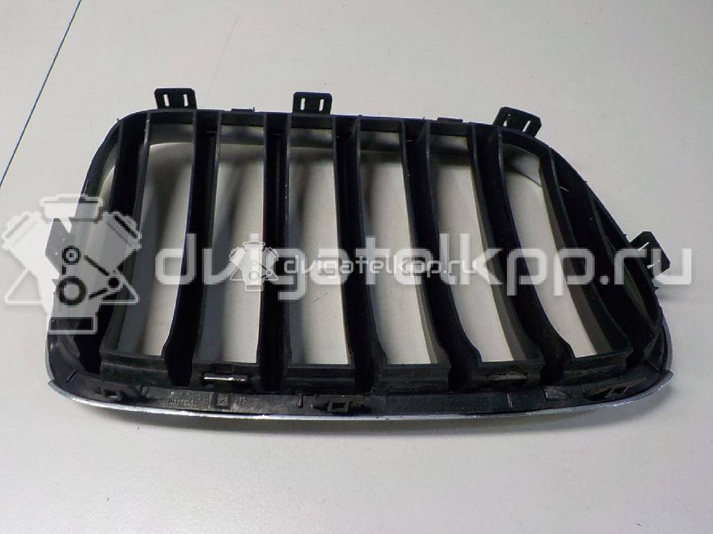 Фото Решетка радиатора левая  51117210725 для Bmw X3 {forloop.counter}}