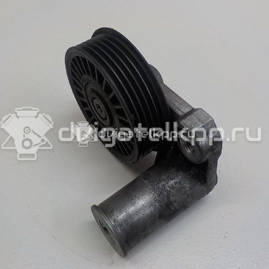 Фото Ролик руч.ремня с кронштейном  038145283A для Skoda Octavia / Superb