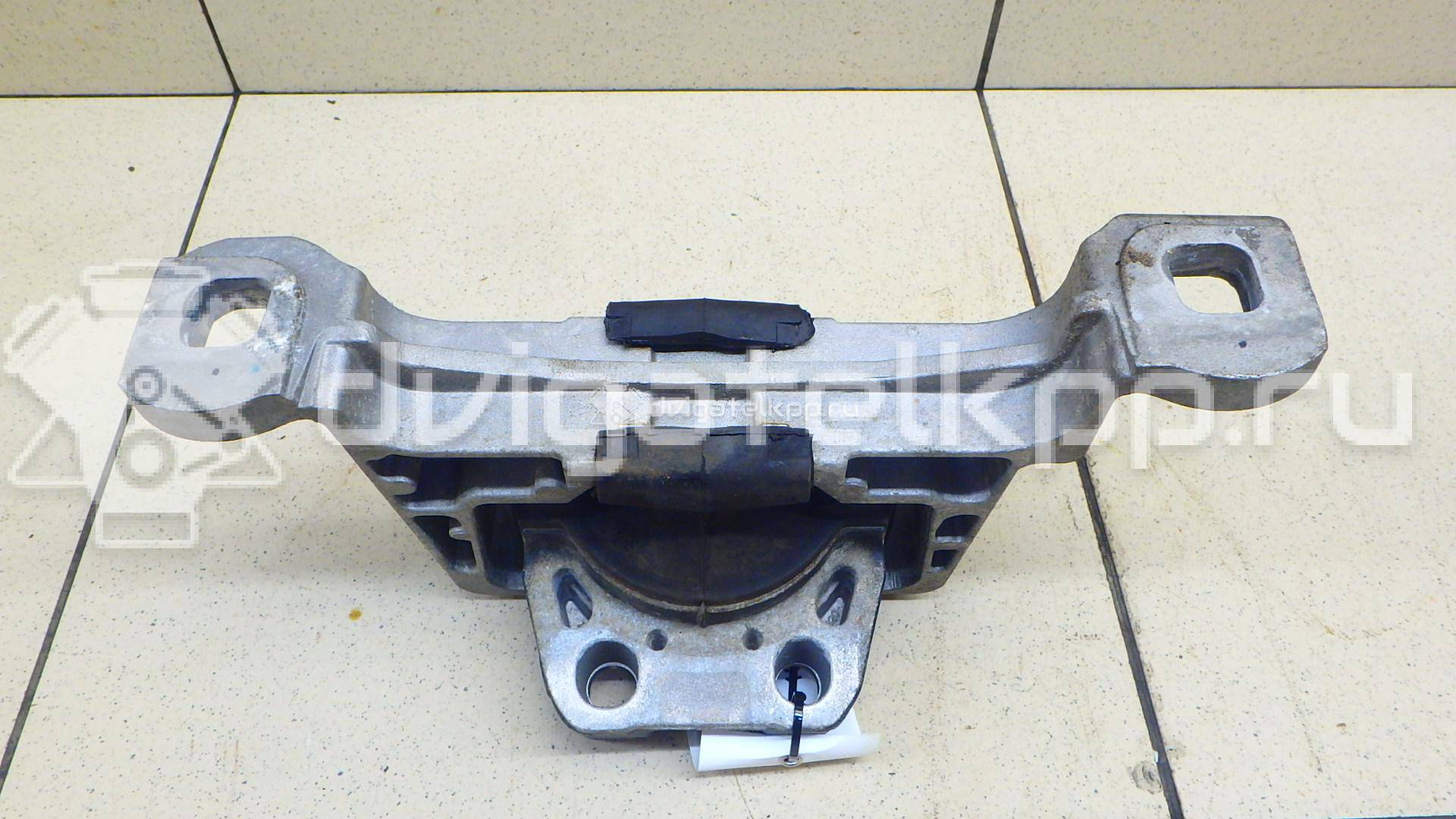 Фото Опора двигателя правая  1811464 для volvo C30 {forloop.counter}}