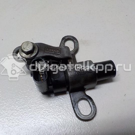 Фото Датчик положения коленвала  9803788880 для Citroen C4 / Jumper / Jumpy / C5 / Ds4