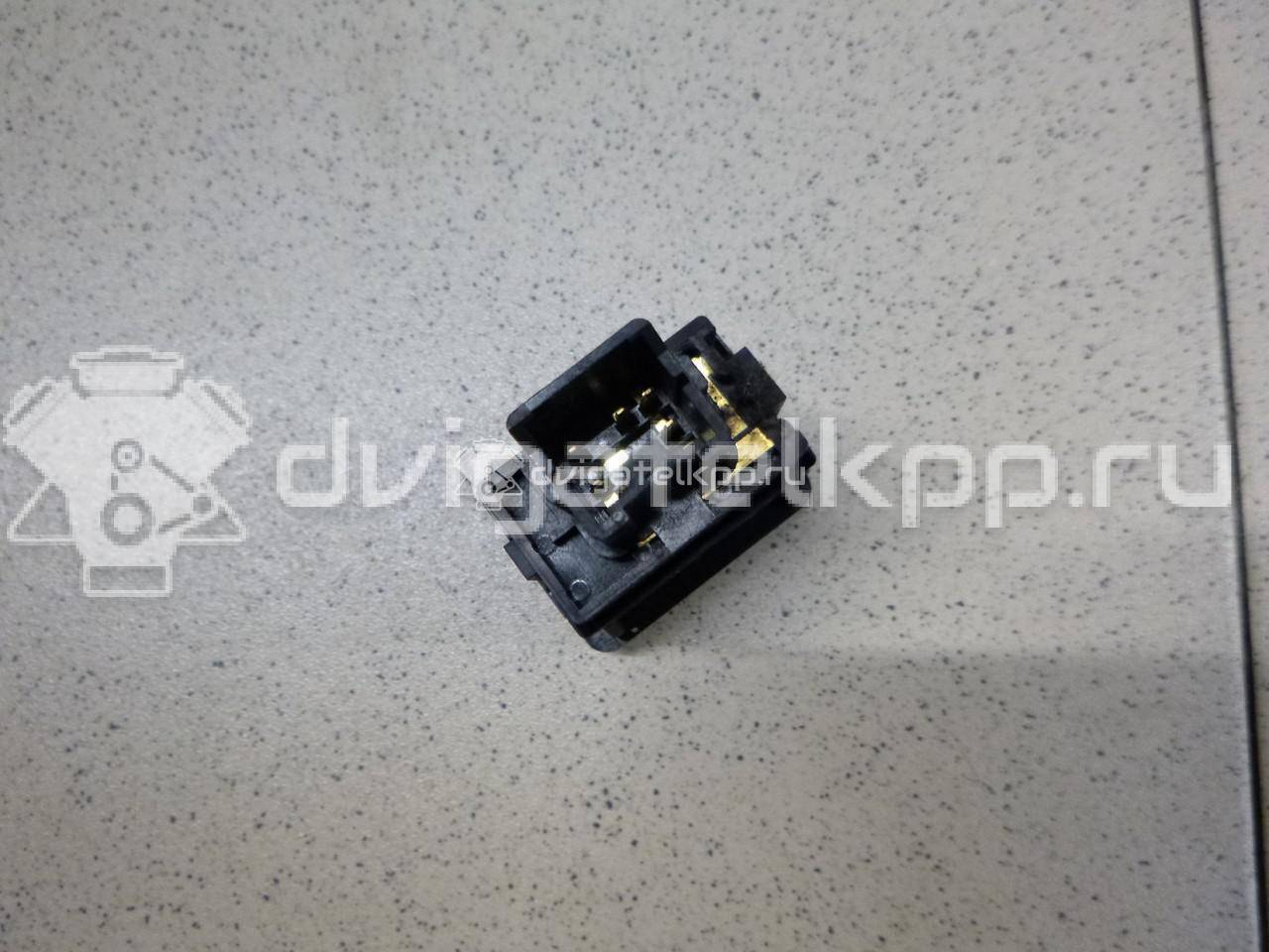 Фото Кнопка противотуманки  MR330576 для mitsubishi Pajero/Montero Sport (K9) {forloop.counter}}