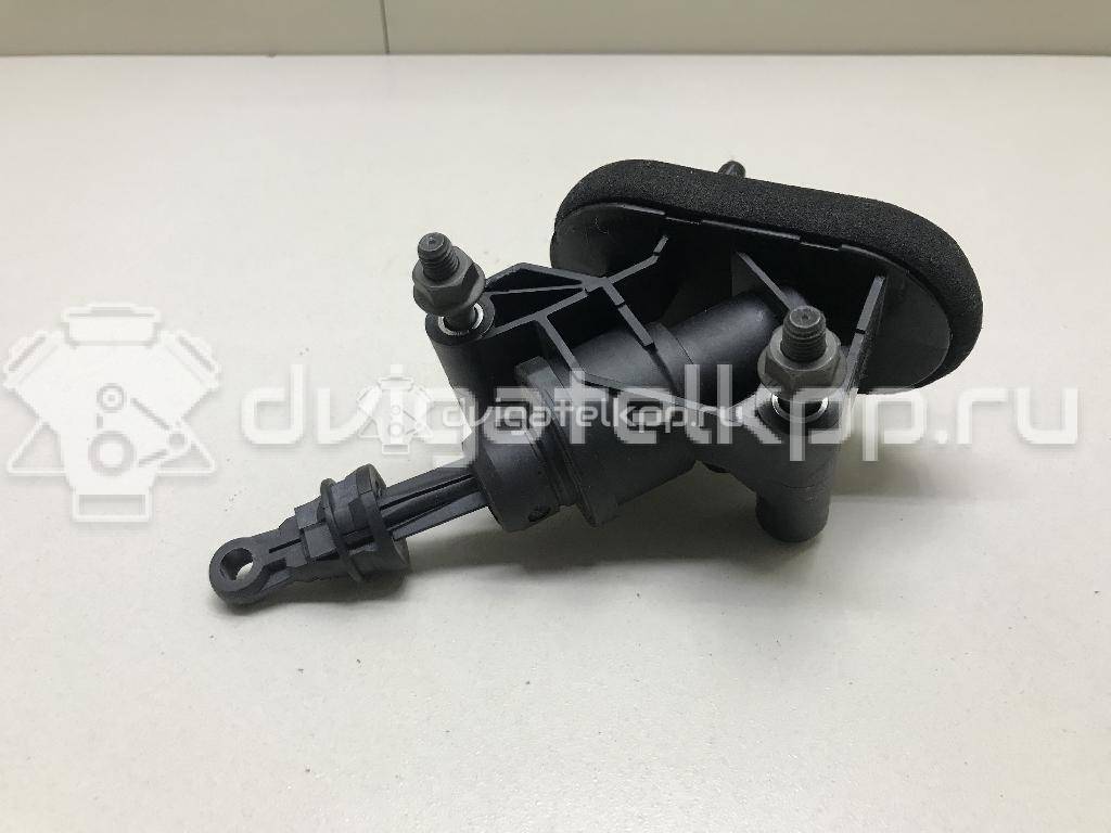 Фото Цилиндр сцепления главный  1751682 для Ford Fiesta / B-Max Jk {forloop.counter}}