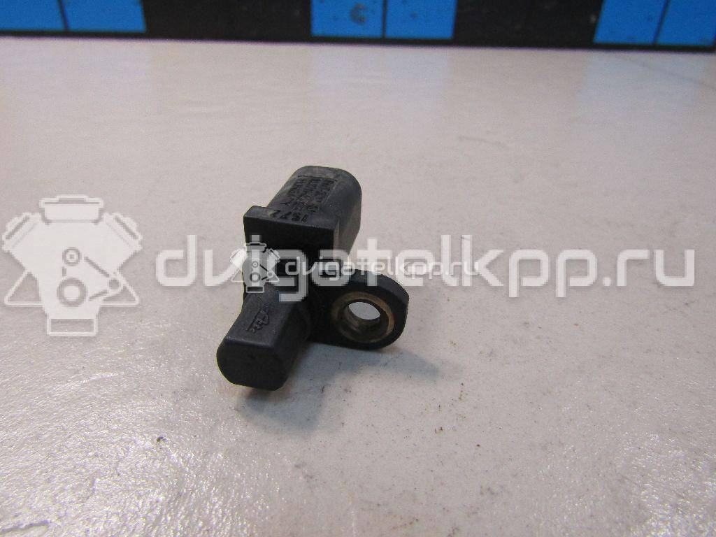 Фото Датчик ABS задний  1847905 для Ford Fiesta / Focus / Tourneo / C-Max / Galaxy {forloop.counter}}