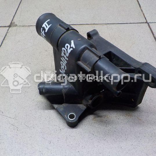 Фото Фланец двигателя системы охлаждения  1450955 для Ford Fiesta / Focus / Tourneo / C-Max / Galaxy