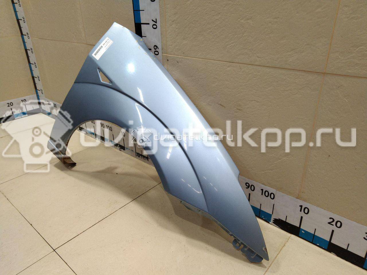 Фото Крыло переднее правое  1350731 для Ford Focus {forloop.counter}}