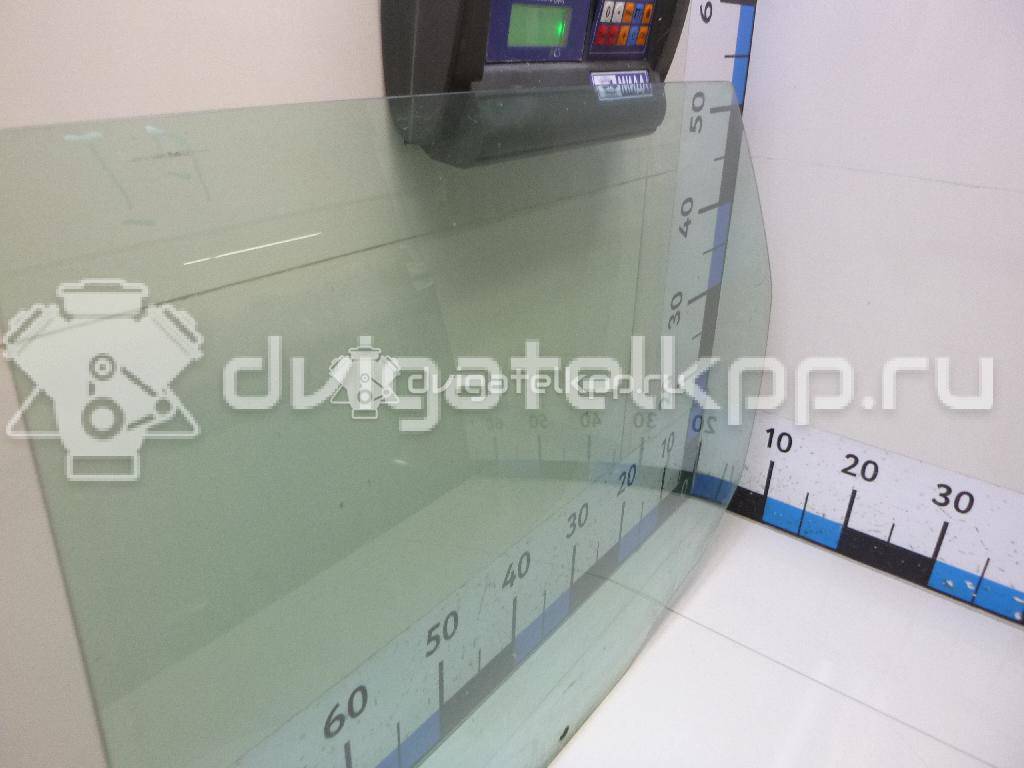 Фото Стекло двери задней левой  1098793 для Ford Focus {forloop.counter}}