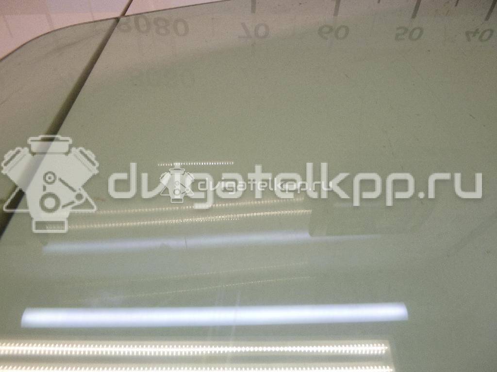 Фото Стекло двери передней левой  1088905 для Ford Focus {forloop.counter}}