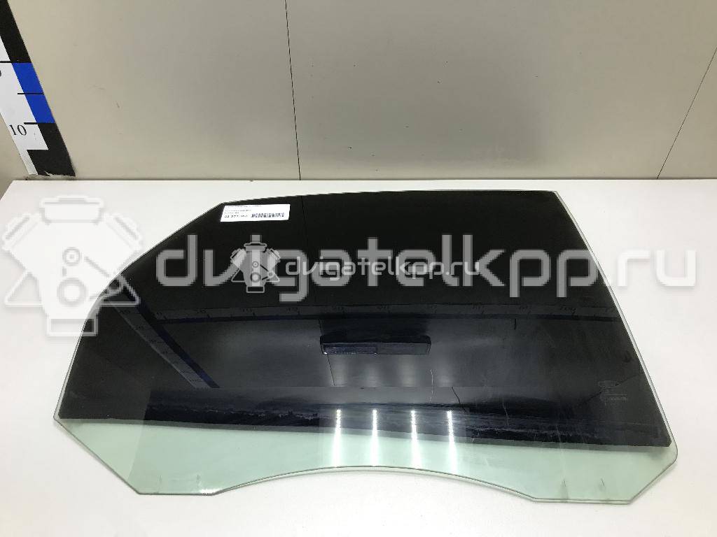 Фото Стекло двери задней правой  1317984 для Ford Focus {forloop.counter}}