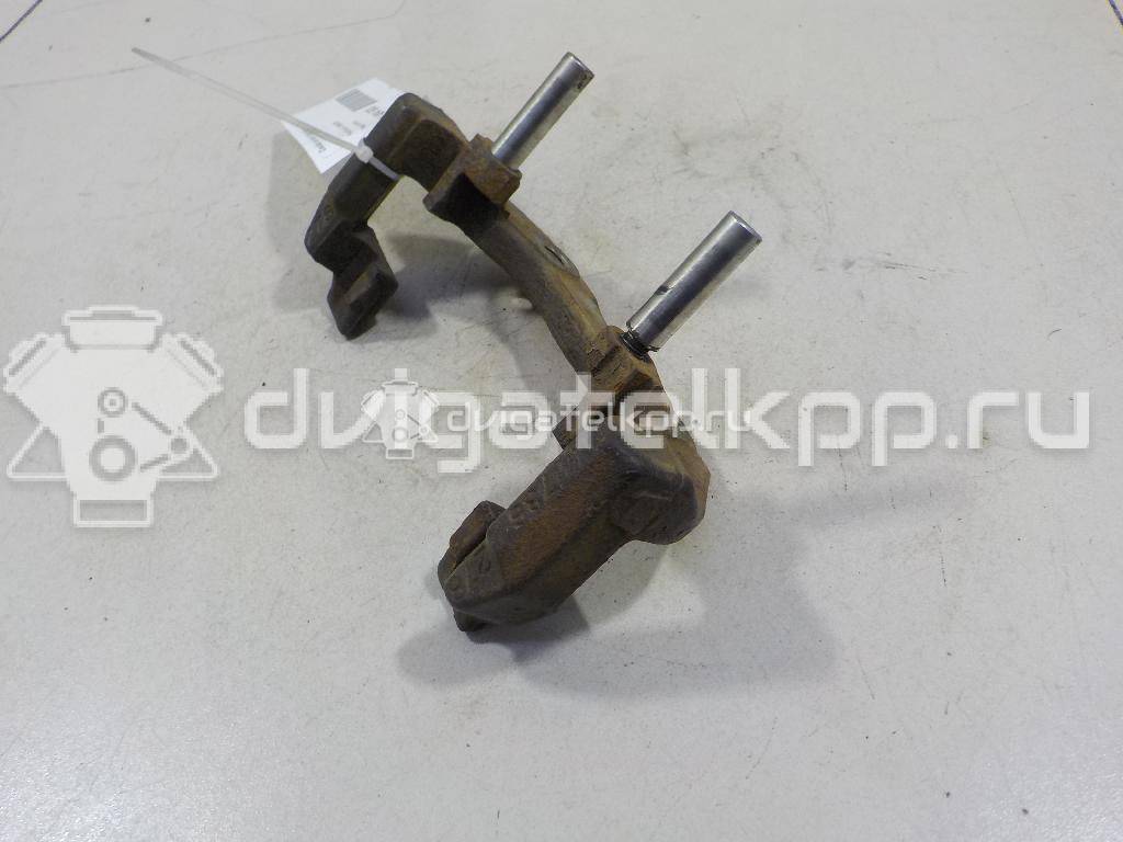 Фото Скоба суппорта переднего  1471710 для Ford Focus / C-Max {forloop.counter}}