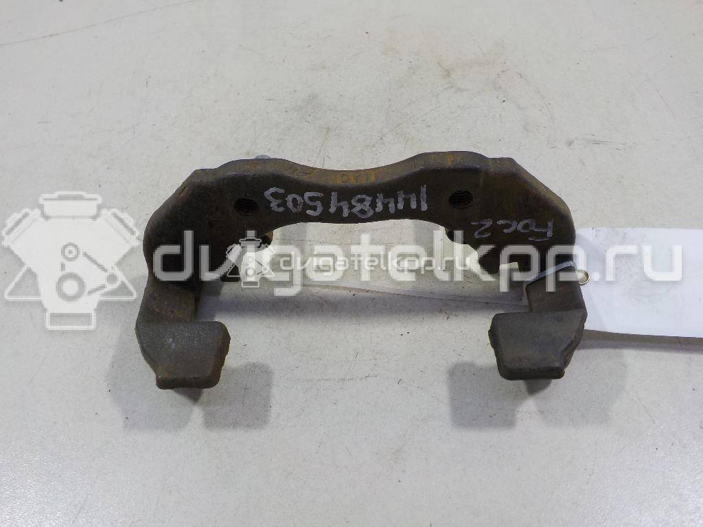 Фото Скоба суппорта переднего  1471710 для Ford Focus / C-Max {forloop.counter}}