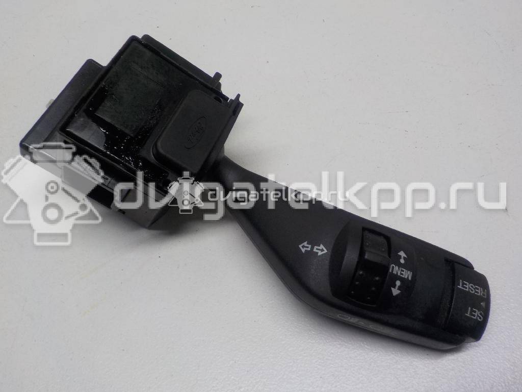 Фото Переключатель поворотов подрулевой  1362588 для Ford Focus {forloop.counter}}