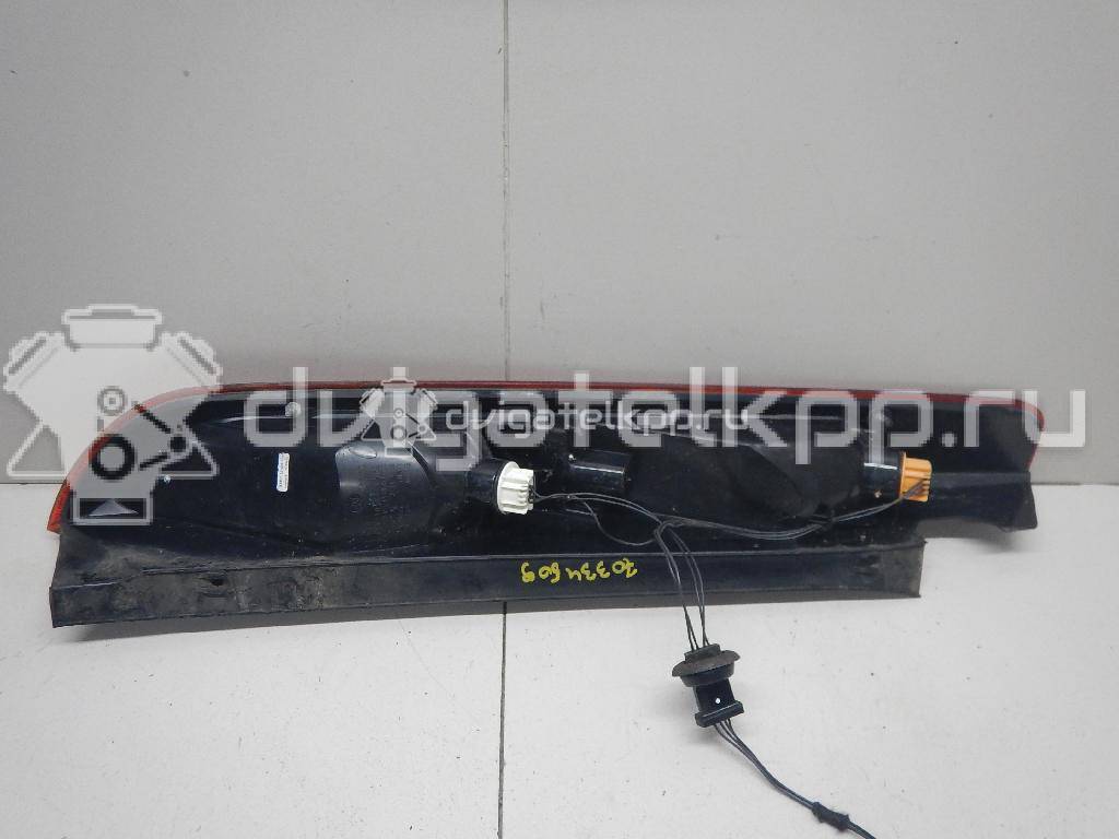 Фото Фонарь задний правый  1520757 для Ford Focus {forloop.counter}}