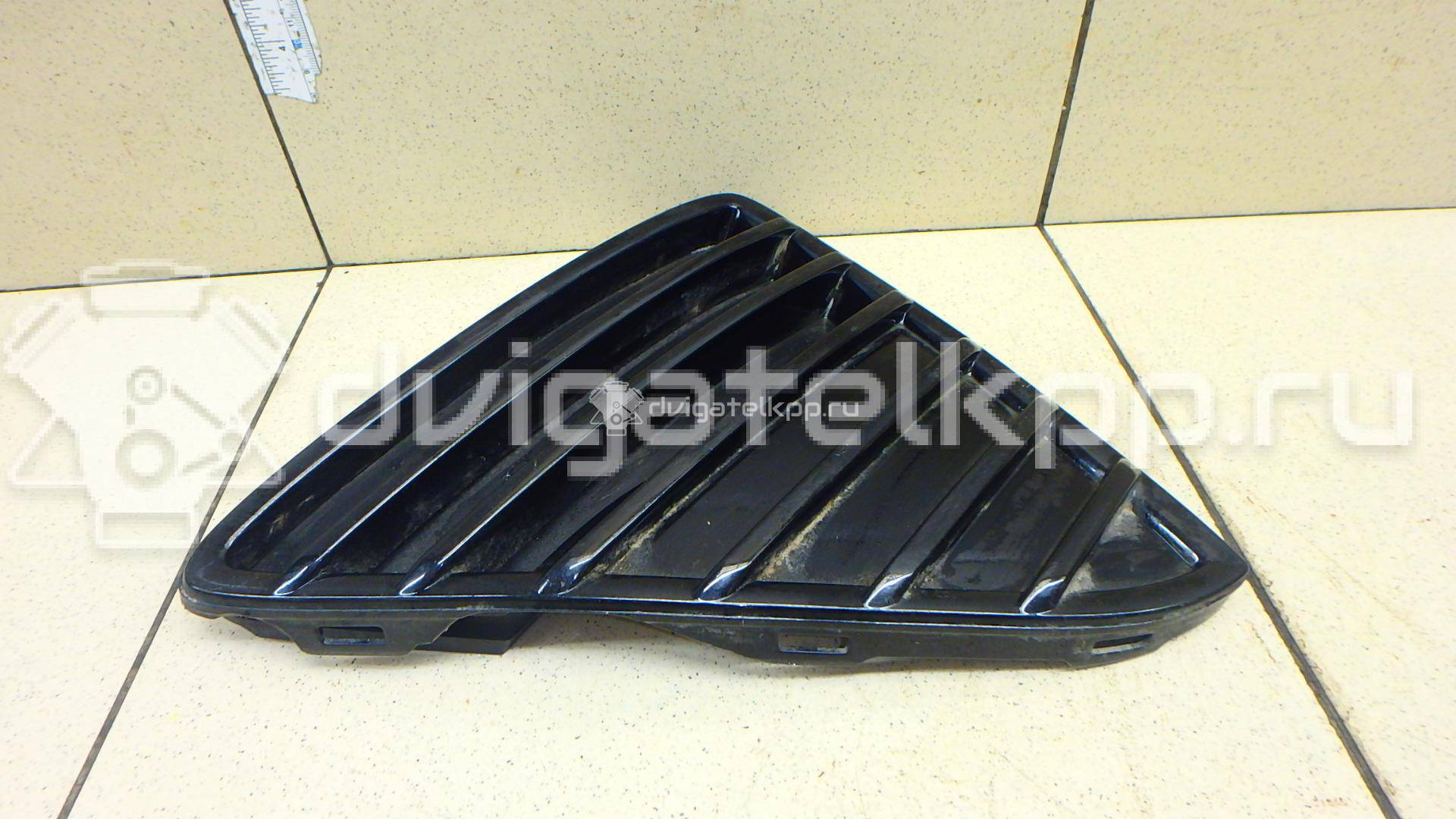 Фото Решетка в бампер левая  1719222 для Ford Focus {forloop.counter}}