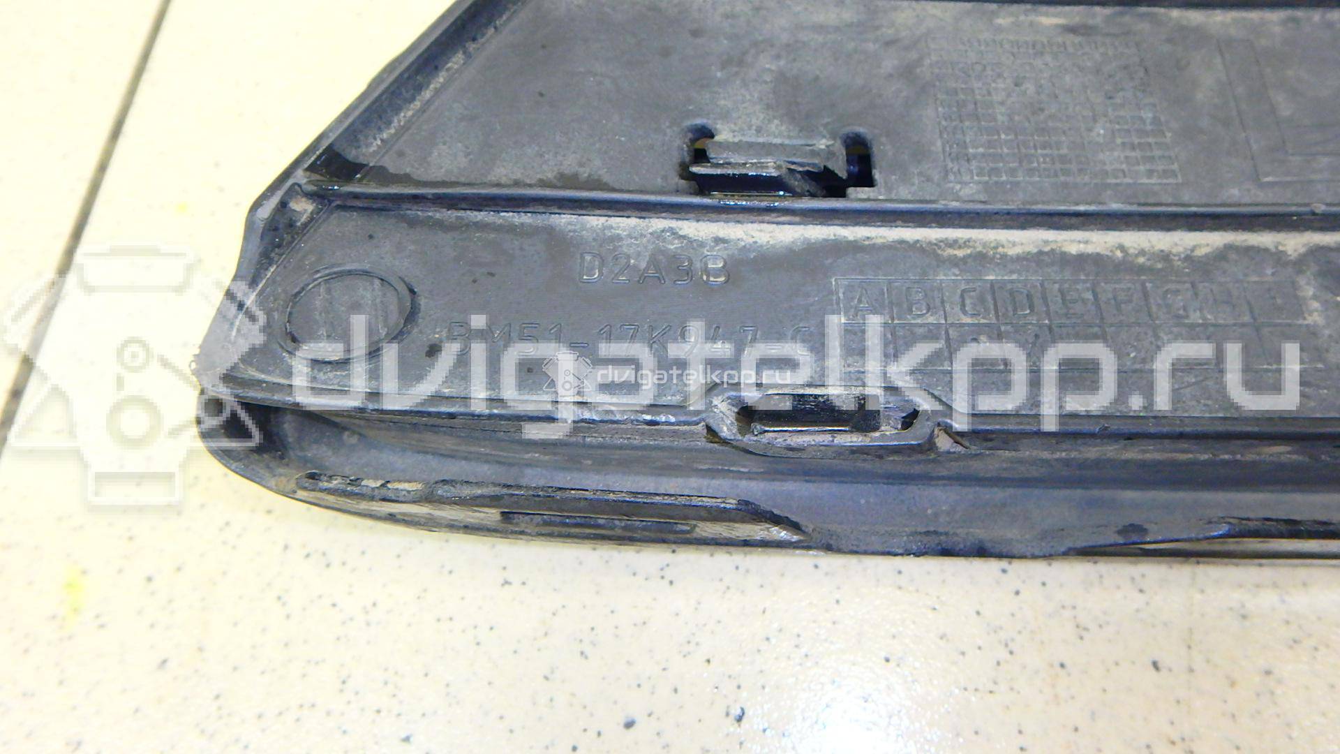 Фото Решетка в бампер левая  1719222 для Ford Focus {forloop.counter}}