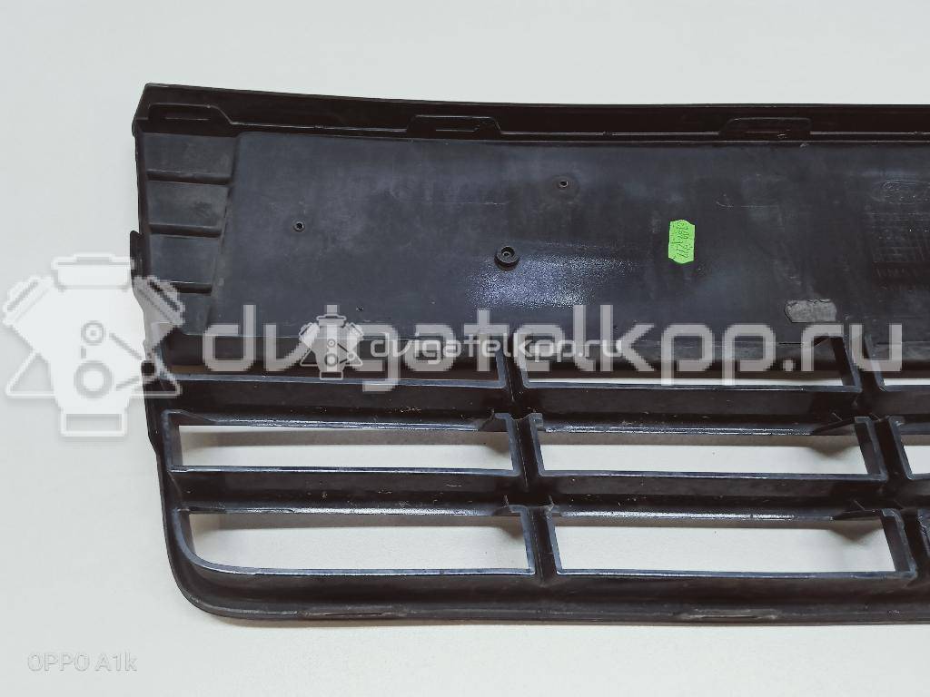 Фото Решетка в бампер центральная  1719219 для Ford Focus {forloop.counter}}