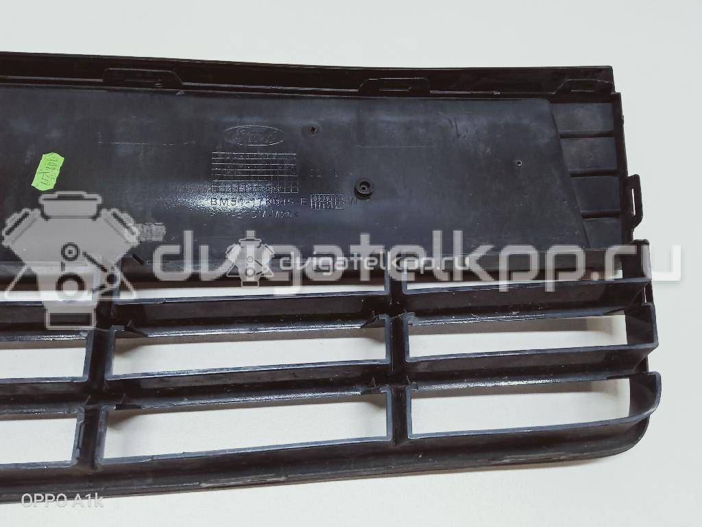 Фото Решетка в бампер центральная  1719219 для Ford Focus {forloop.counter}}