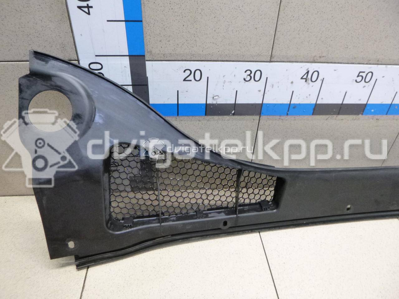 Фото Решетка стеклооч. (планка под лобовое стекло)  1837803 для Ford Fiesta {forloop.counter}}