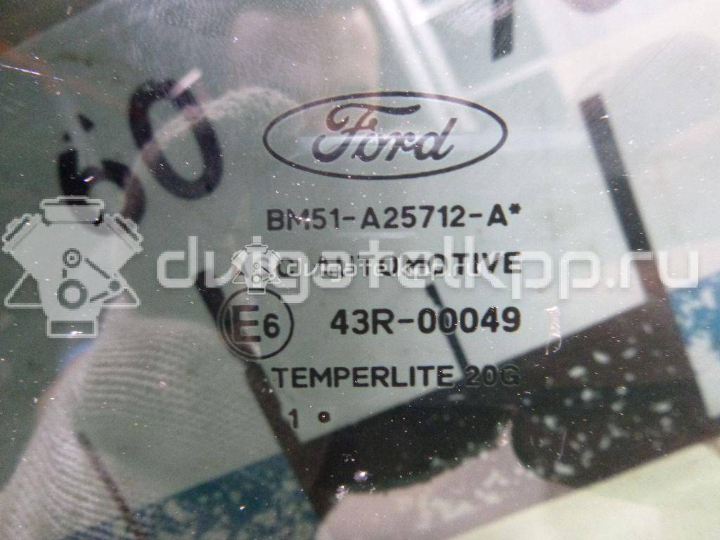 Фото Стекло двери задней правой  1706320 для Ford Focus {forloop.counter}}