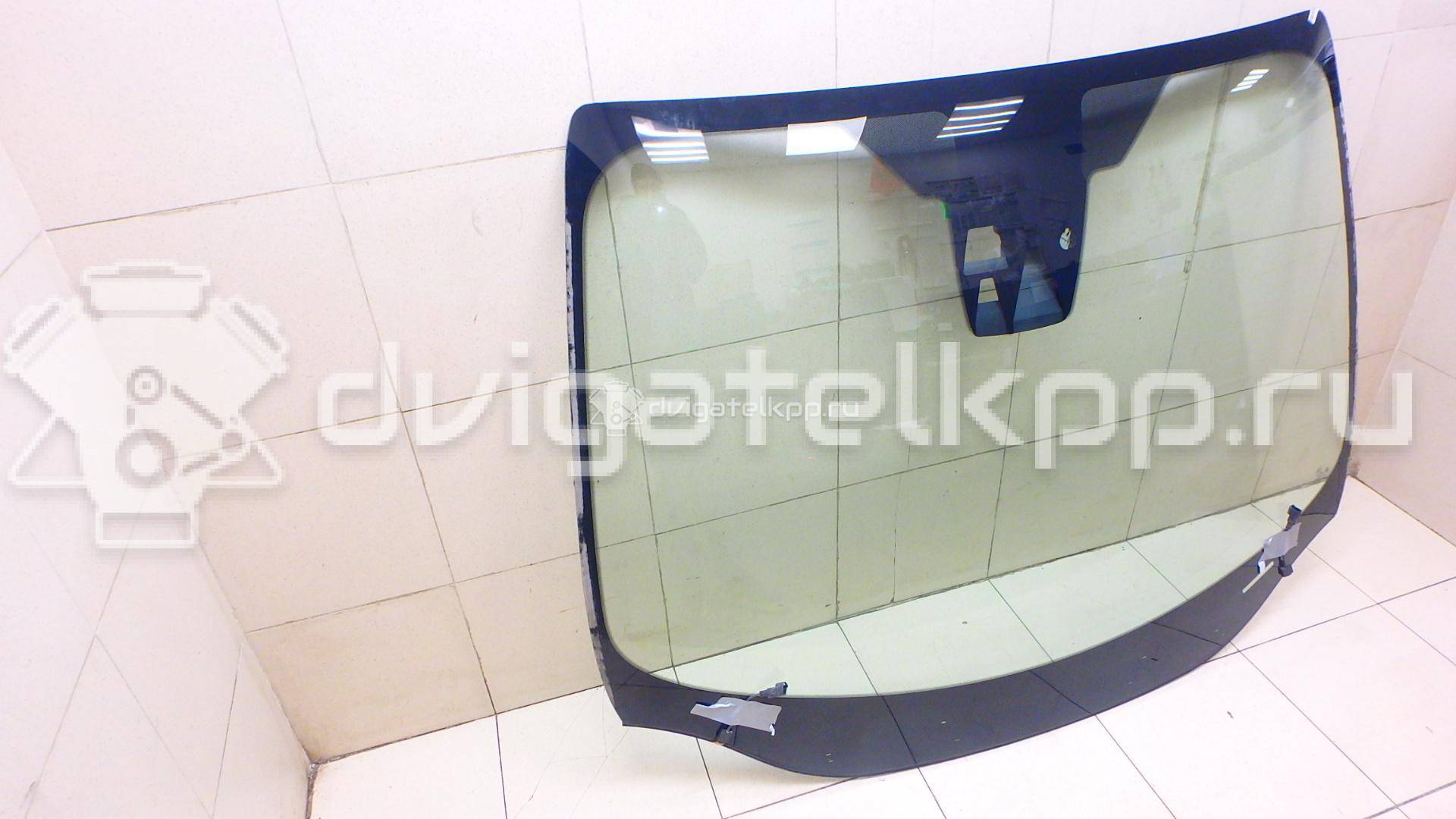 Фото Стекло лобовое (ветровое)  1778412 для Ford Focus {forloop.counter}}