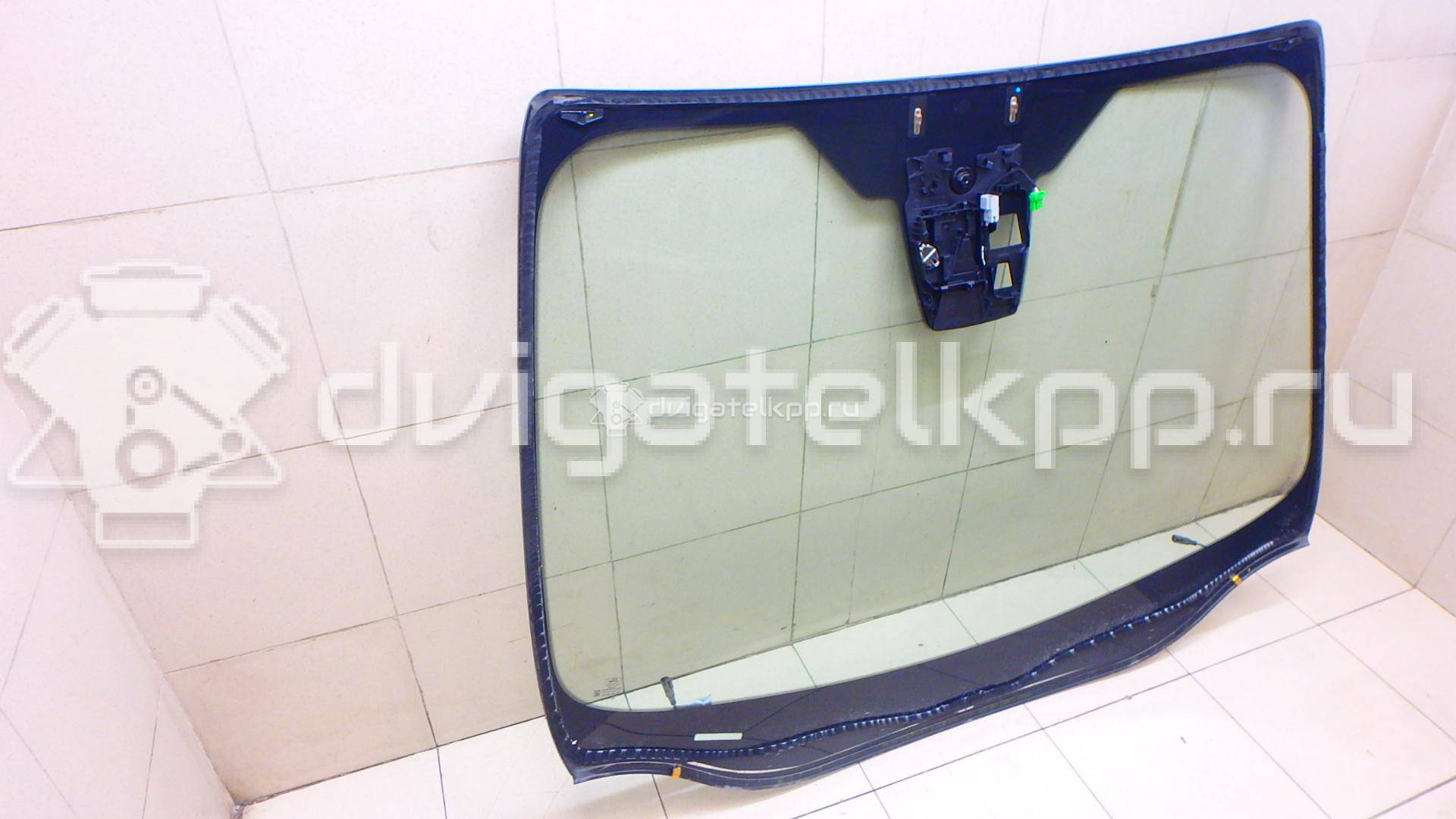 Фото Стекло лобовое (ветровое)  1778412 для Ford Focus {forloop.counter}}