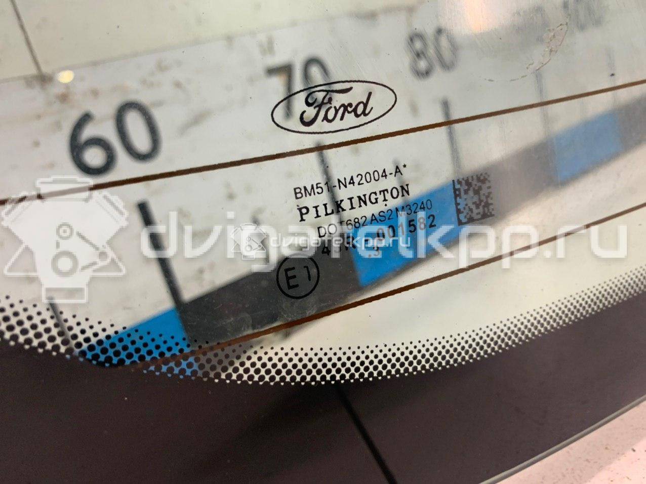 Фото Стекло двери багажника  1720897 для Ford Focus {forloop.counter}}