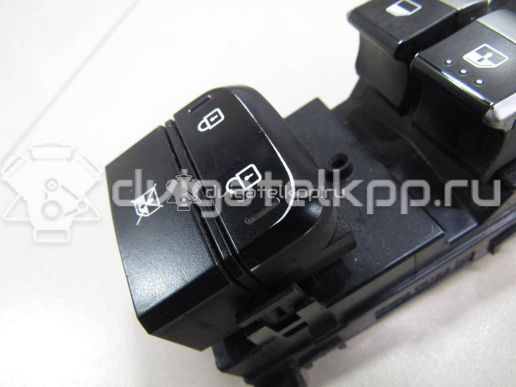 Фото Блок управления стеклоподъемниками  93571H0100CA для kia RIO {forloop.counter}}