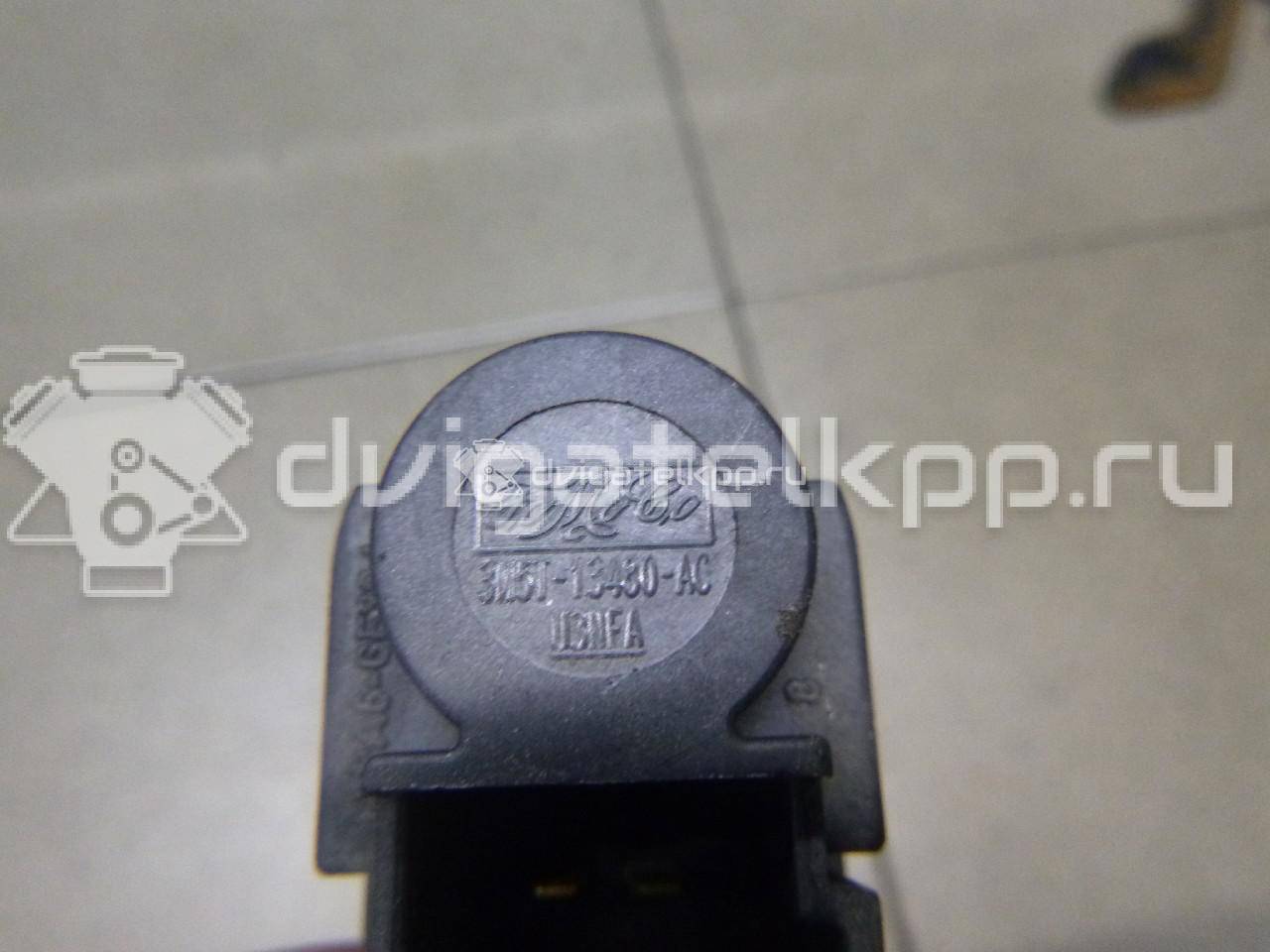 Фото Датчик включения стопсигнала  4832217 для land rover Defender {forloop.counter}}