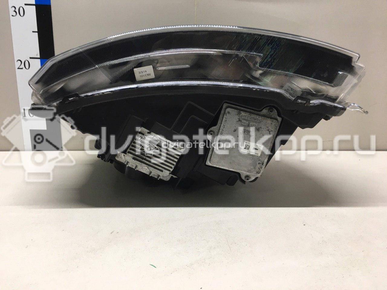 Фото Фара правая  LR052378 для Land Rover Discovery {forloop.counter}}