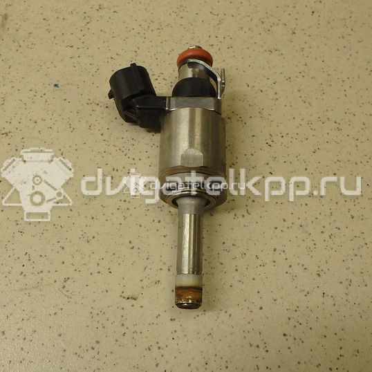 Фото Форсунка инжекторная электрическая  PE0113250B для mazda CX 3