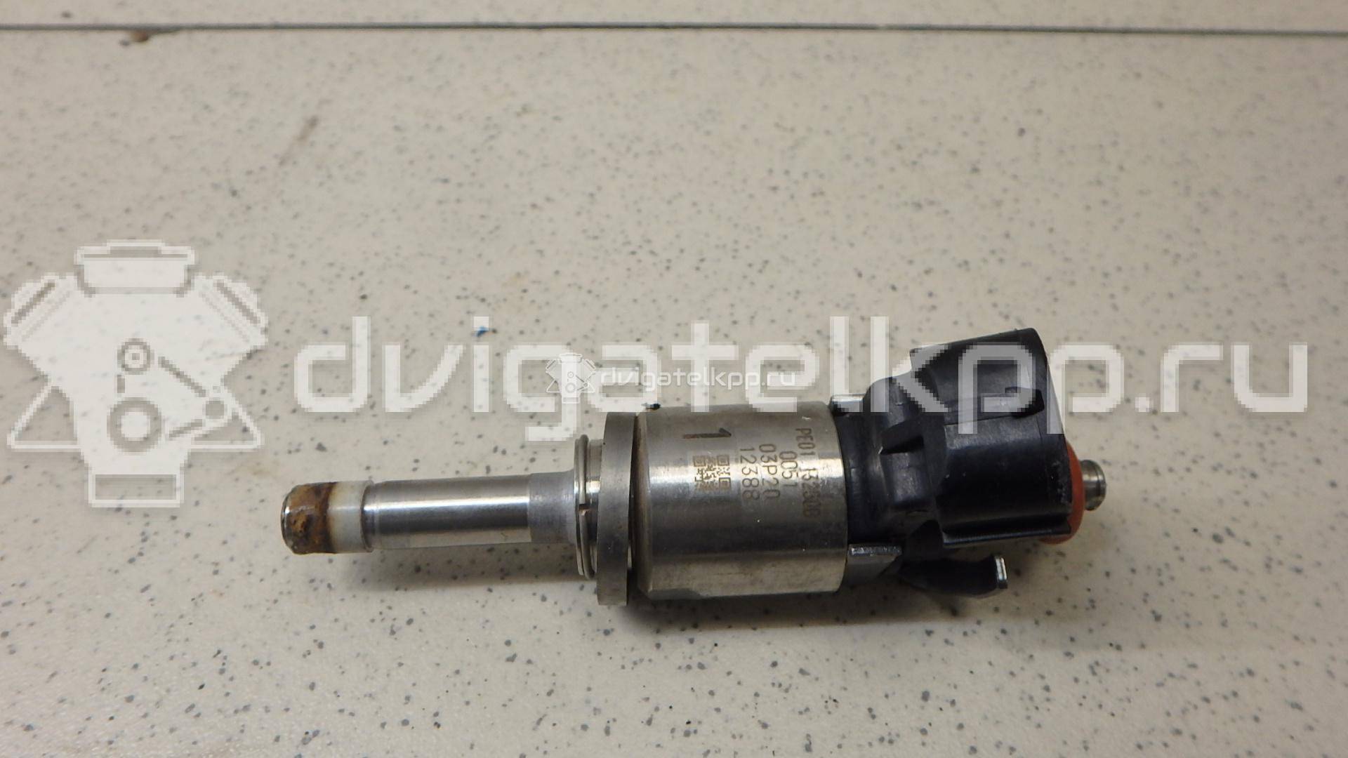 Фото Форсунка инжекторная электрическая  PE0113250B для mazda CX 3 {forloop.counter}}