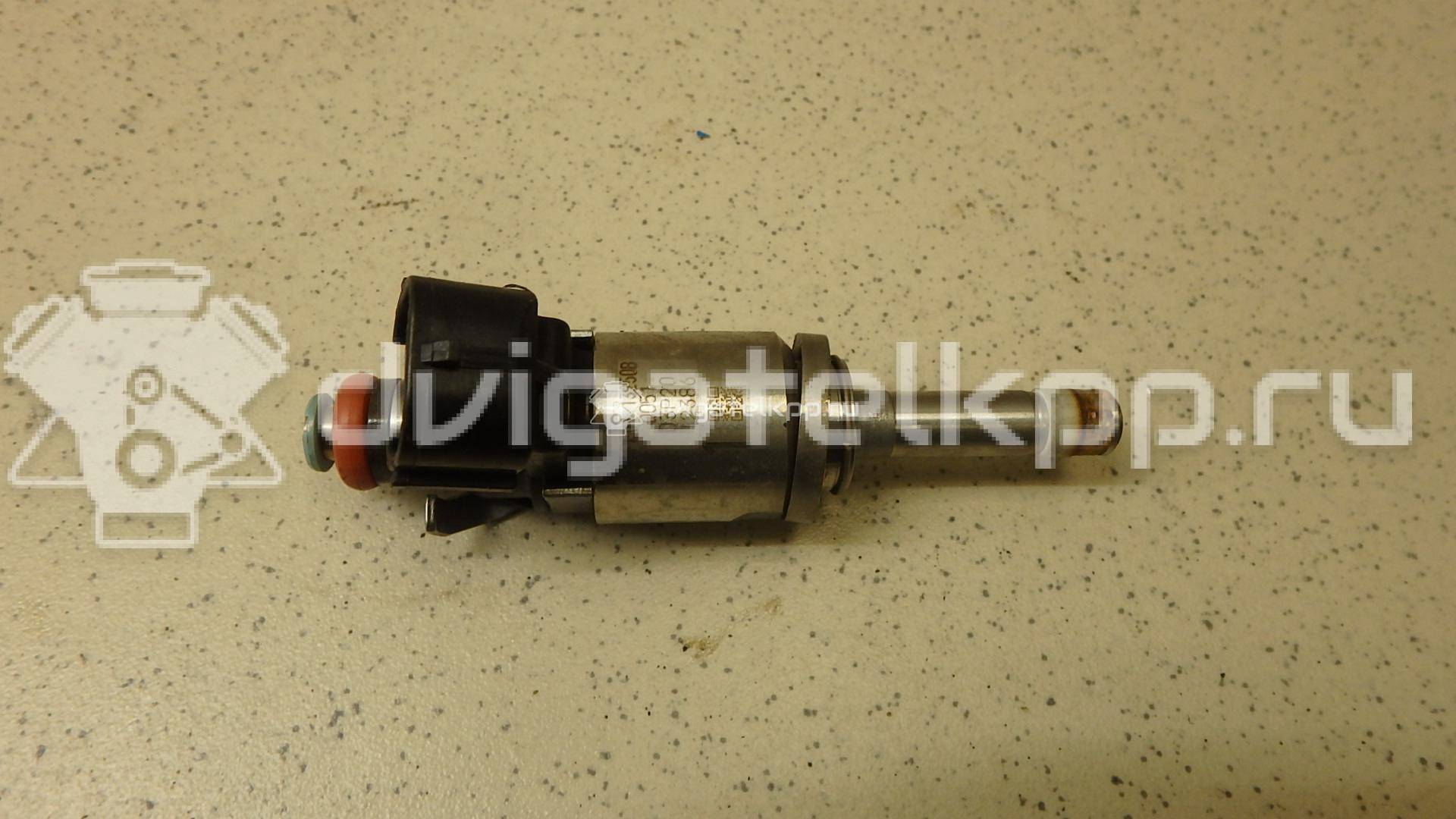 Фото Форсунка инжекторная электрическая  PE0113250B для mazda CX 3 {forloop.counter}}