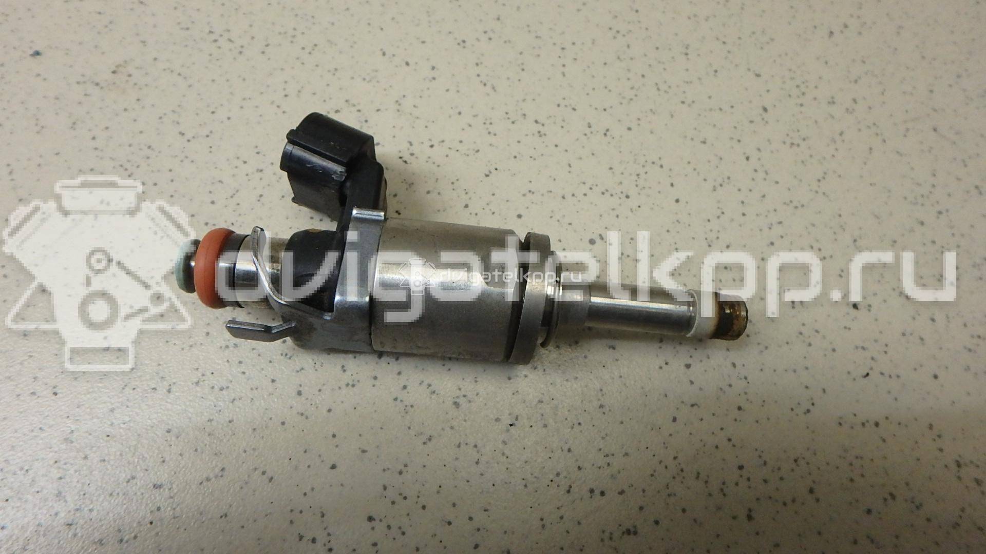 Фото Форсунка инжекторная электрическая  PE0113250B для mazda CX 3 {forloop.counter}}