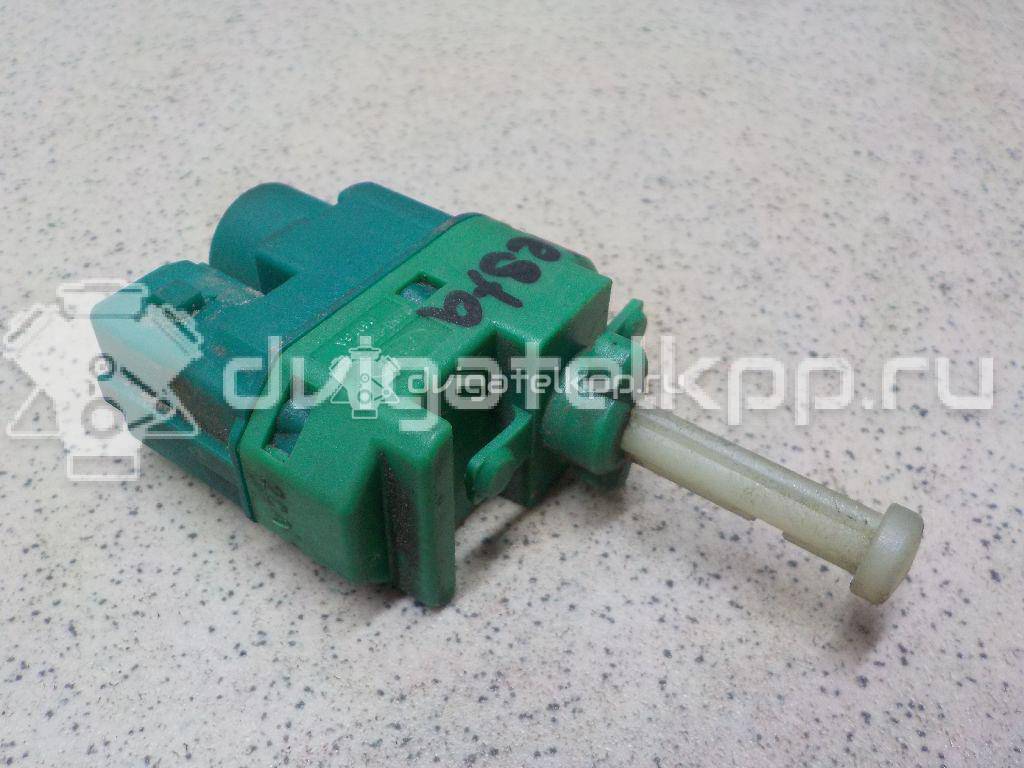 Фото Датчик включения стопсигнала  7029406 для mazda Mazda 2 (DY) {forloop.counter}}