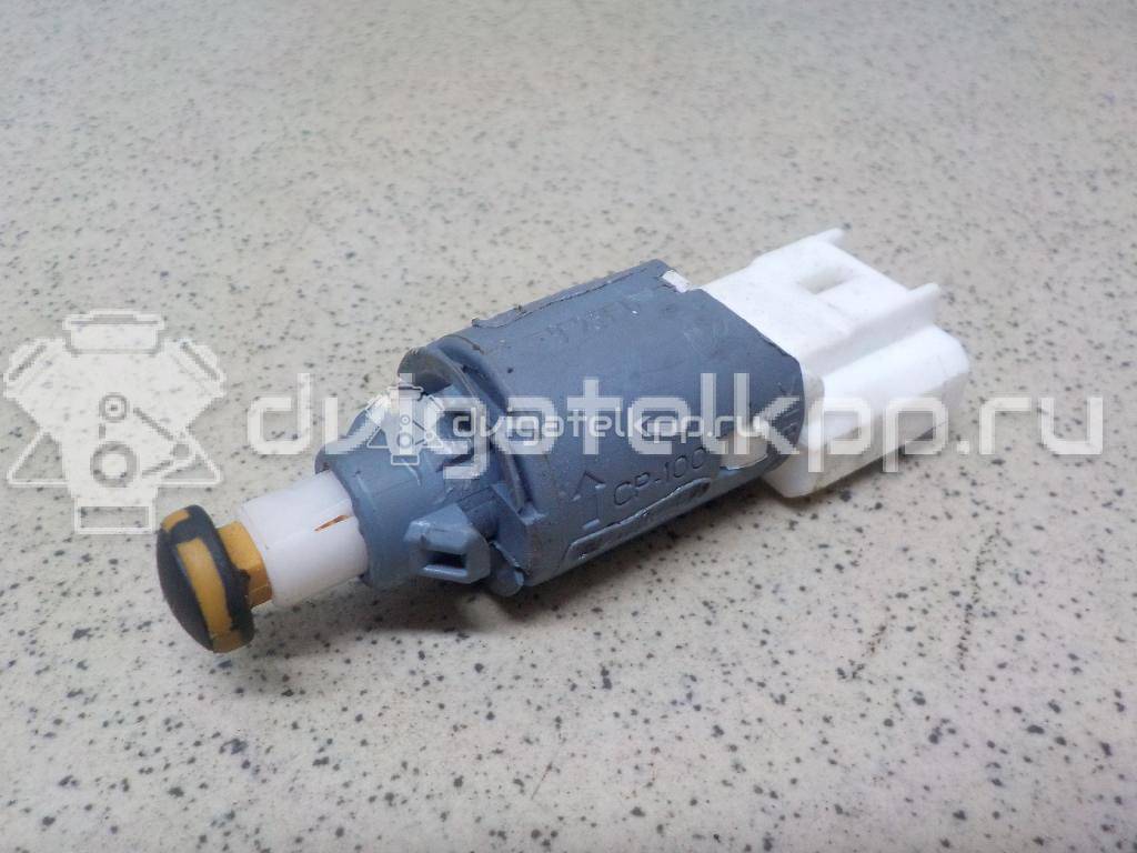 Фото Датчик включения стопсигнала  8200168238 для mercedes benz Citan W415 {forloop.counter}}