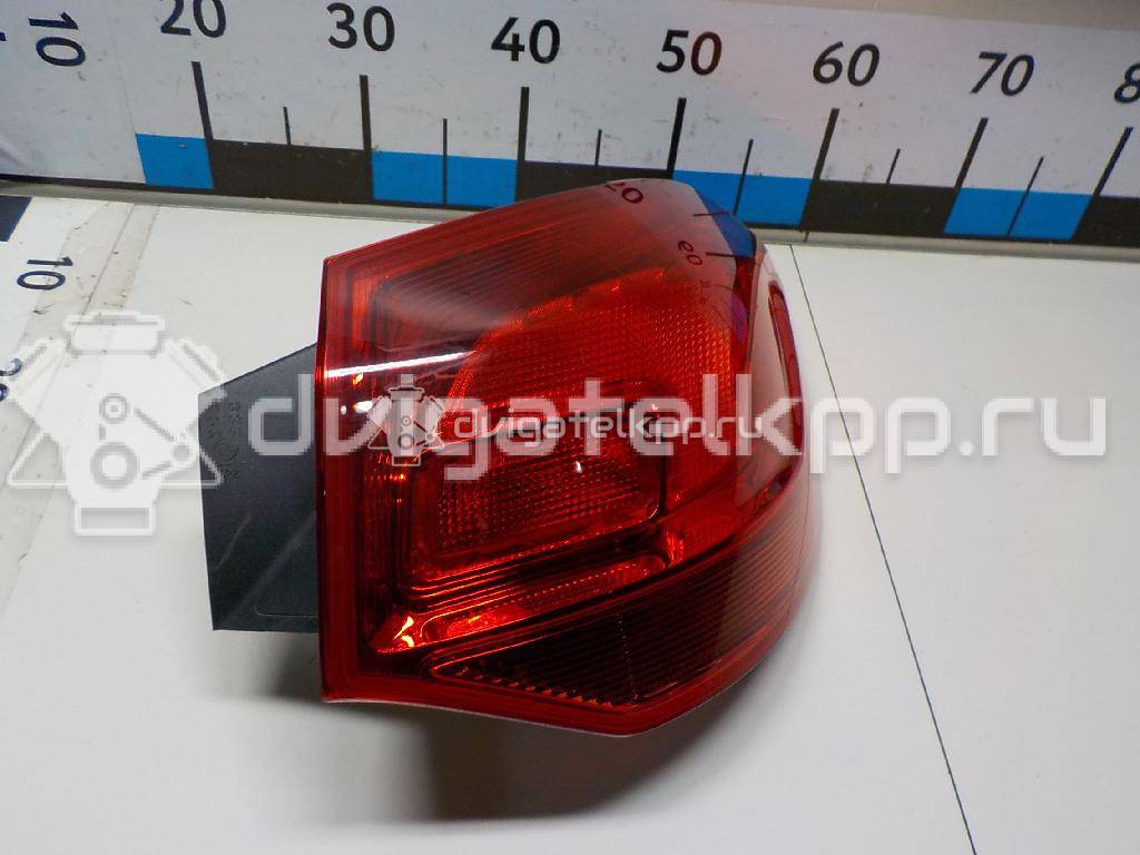 Фото Фонарь задний наружный правый  13282243 для Opel Astra {forloop.counter}}
