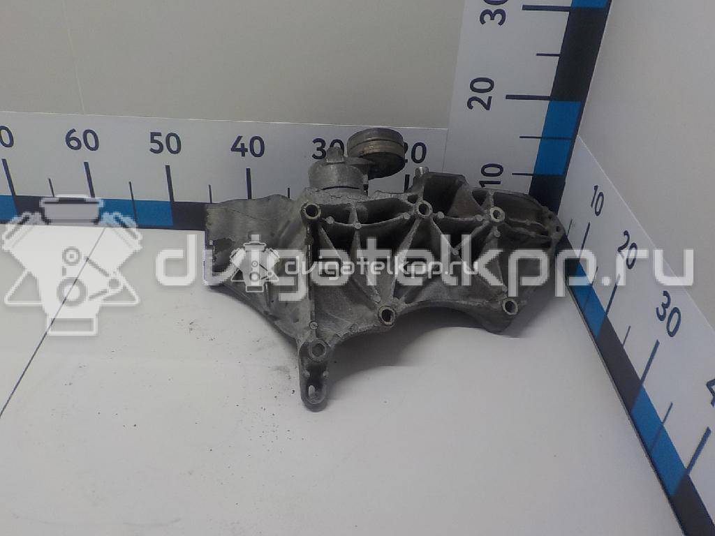 Фото Кронштейн генератора  117101534R для Mahindra / Renault {forloop.counter}}