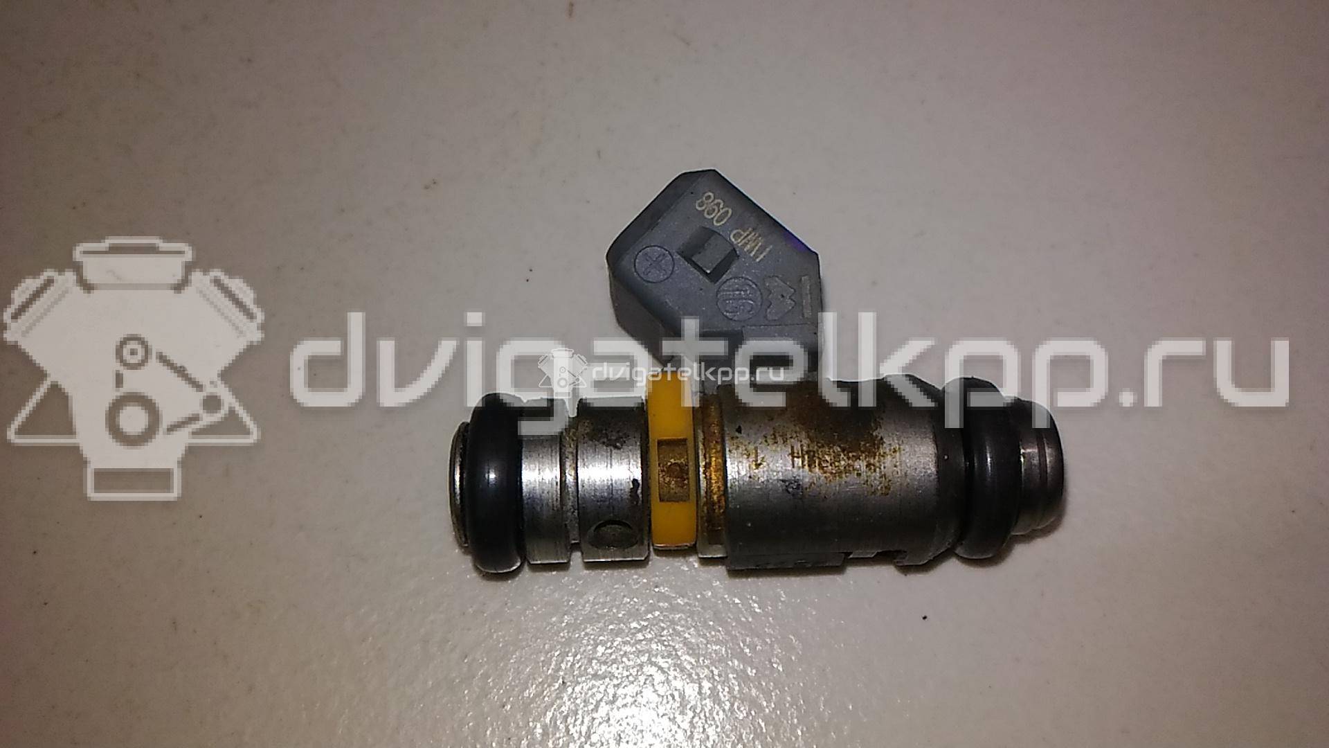 Фото Форсунка инжекторная электрическая  8200058379 для Renault Vel Satis Bj0 / Megane / Laguna / Scénic / Espace {forloop.counter}}