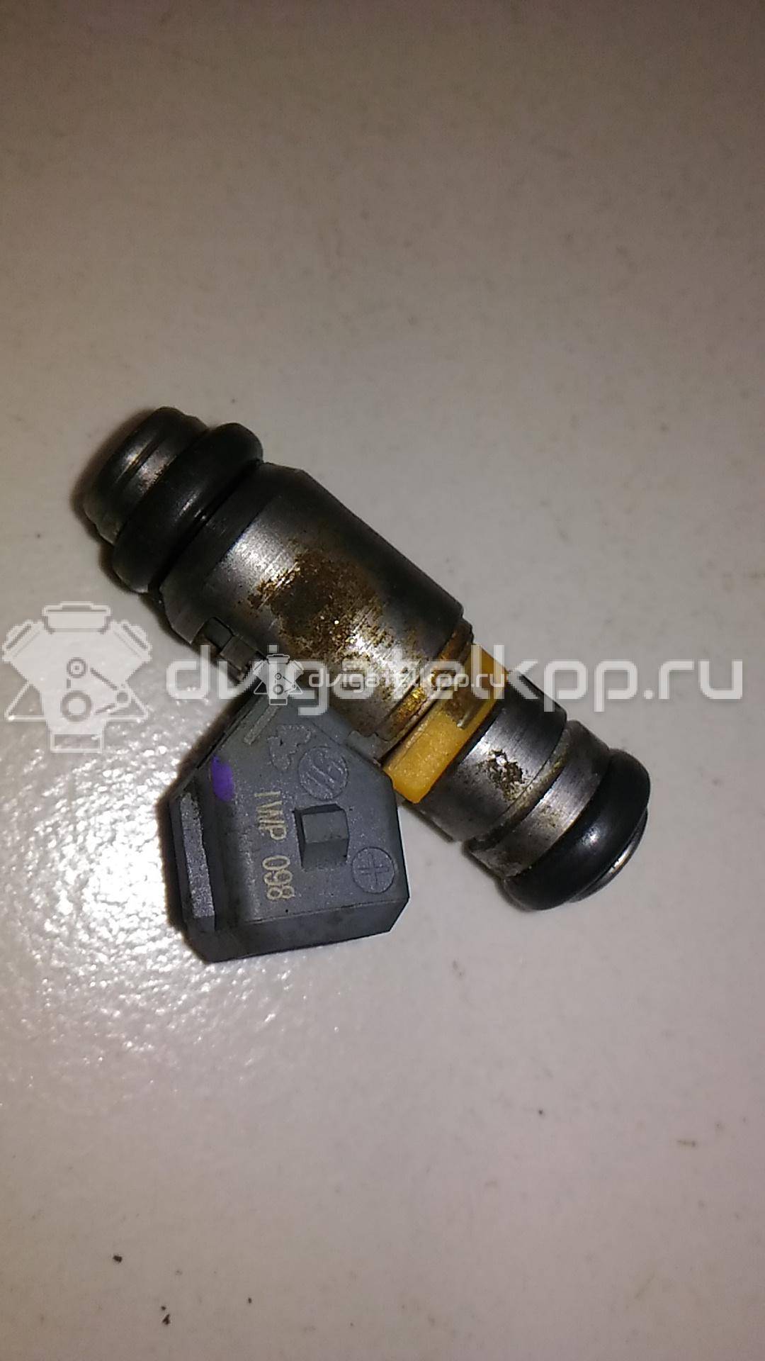 Фото Форсунка инжекторная электрическая  8200058379 для Renault Vel Satis Bj0 / Megane / Laguna / Scénic / Espace {forloop.counter}}