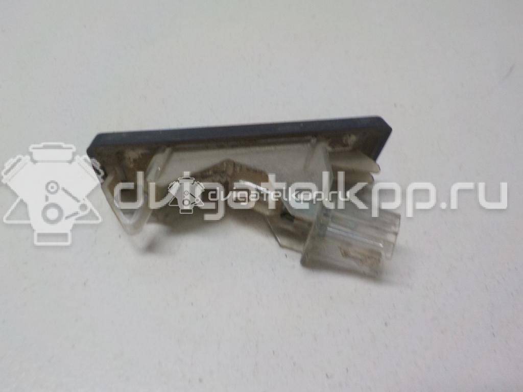 Фото Фонарь подсветки номера  8200013577 для Renault Modus Grand F Jp0 / Megane / Clio / Laguna / Scénic {forloop.counter}}