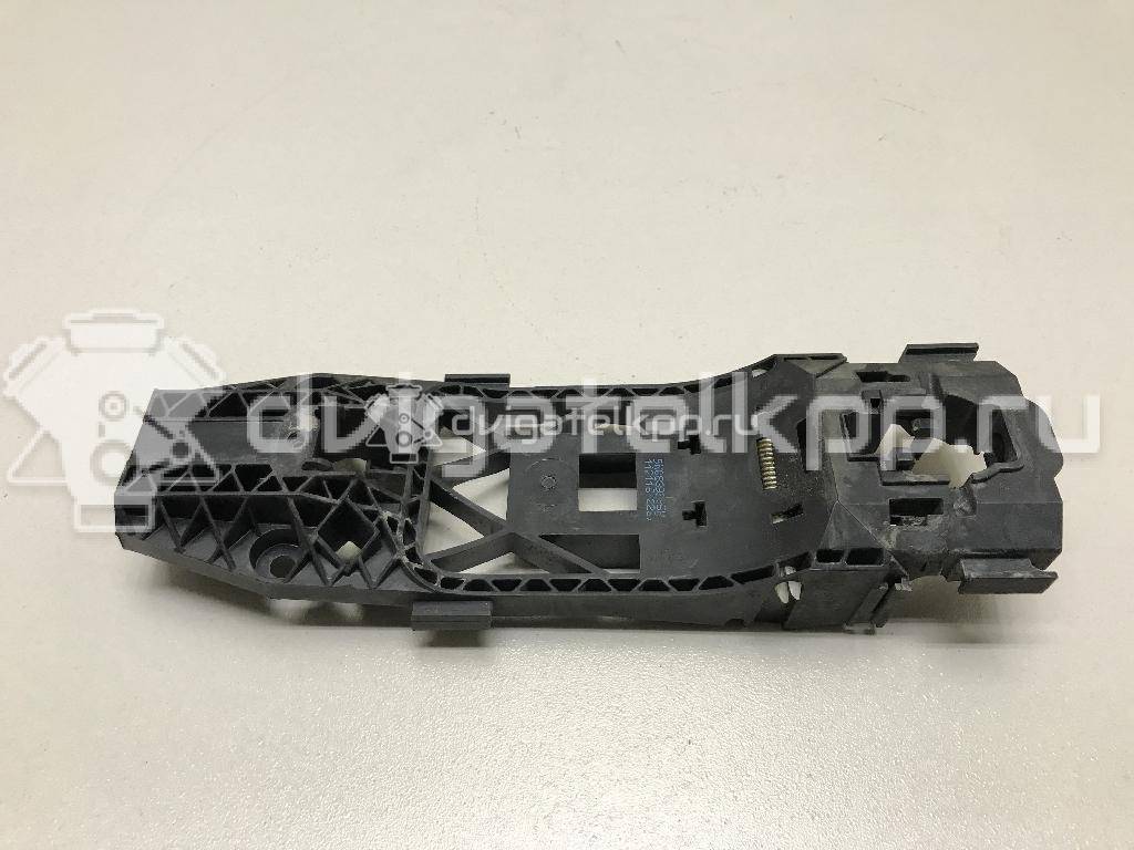 Фото Кронштейн ручки  5N0839885H для seat Alhambra {forloop.counter}}